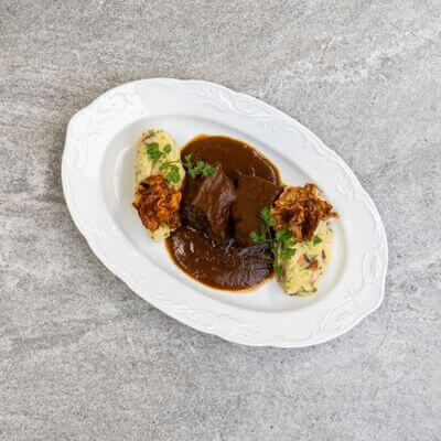 red vine-braised beef cheeks